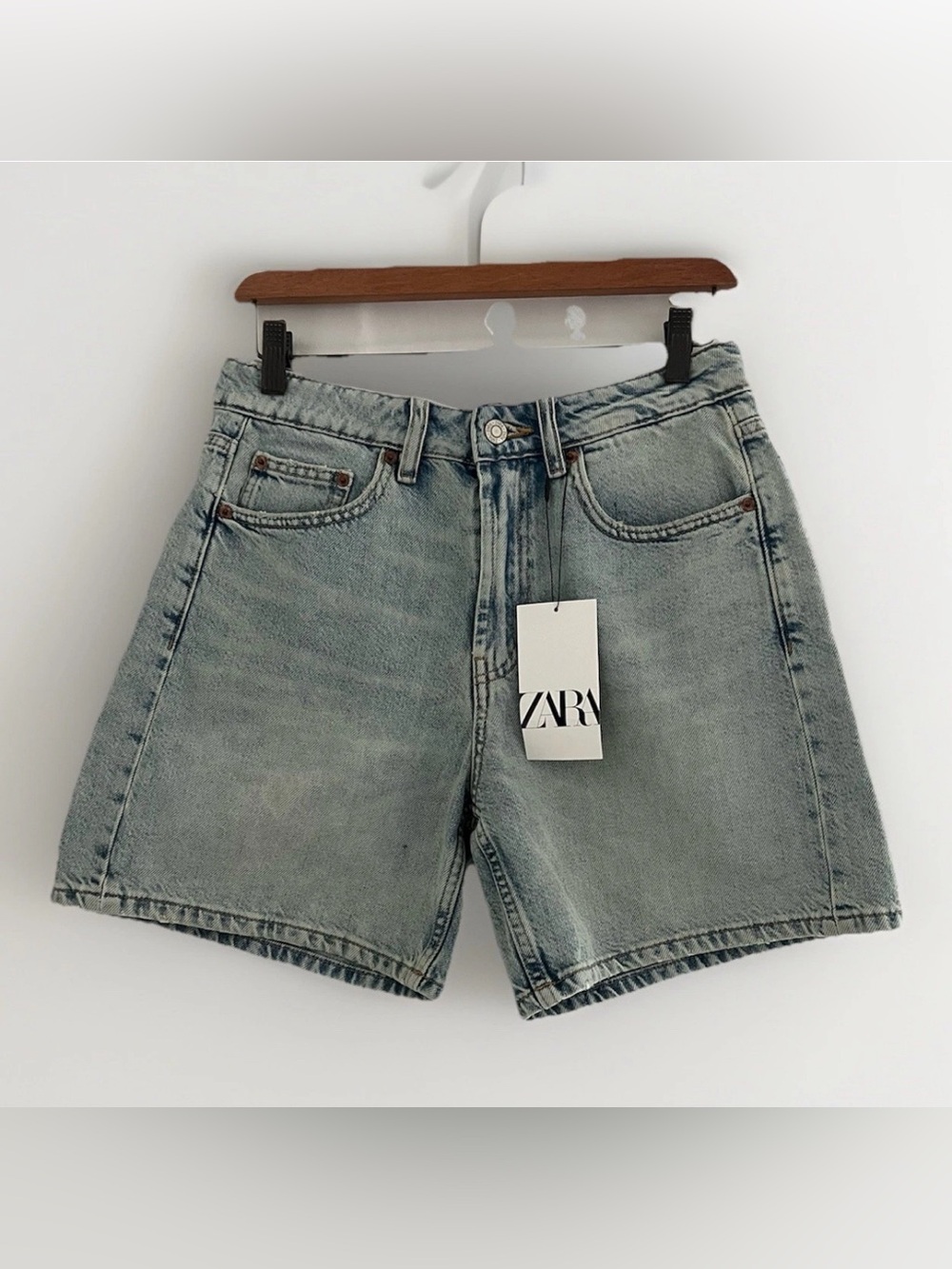 NWT ZARA Regular Bermuda Mid Rise Denim Jean Shorts 6